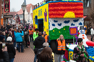 30. Karneval 2015 in Stolzenau. Fliegenfischule-Mittelweser.de