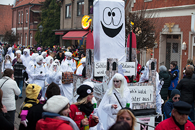 47. Karneval 2015 in Stolzenau. Fliegenfischule-Mittelweser.de