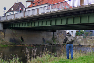 Mitten in Herford: hier hat man immer Zuschauer beim Angeln